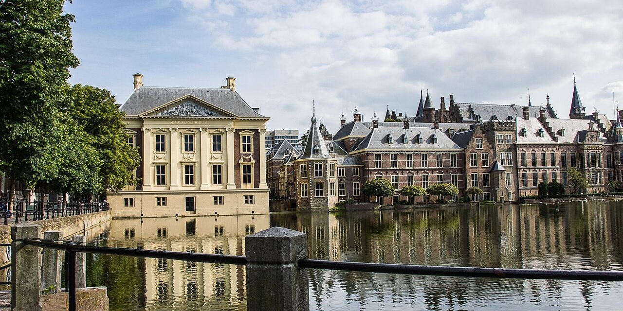 the-hague-900525_1280